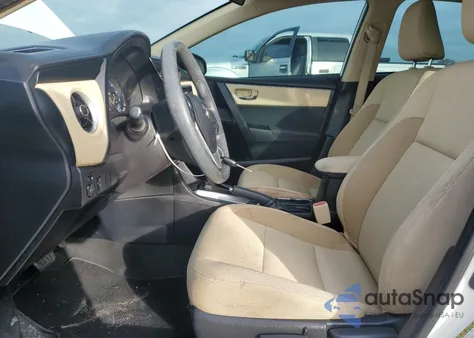 2018 Toyota Corolla L z USA, uszkodzony, nr VIN 2T1BURHE9JC018778